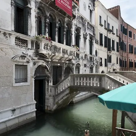 Bed & Breakfast Ruga Giuffa